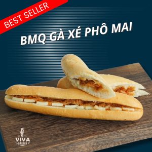 BÁNH MÌ QUE GÀ XÉ PHÔ MAI