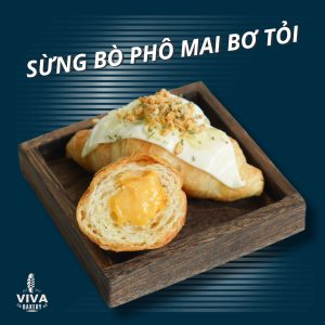 SỪNG BÒ PHÔ MAI BƠ TỎI